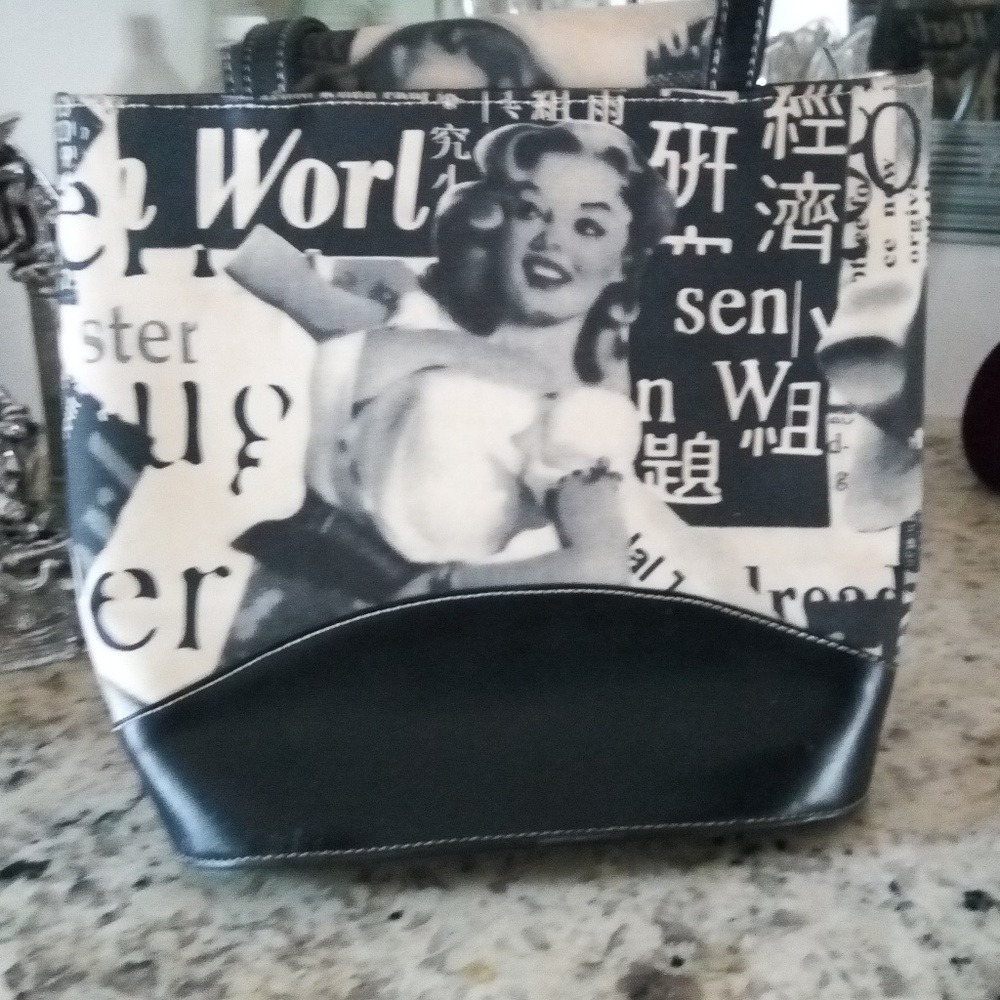 Black Print Hand Bag